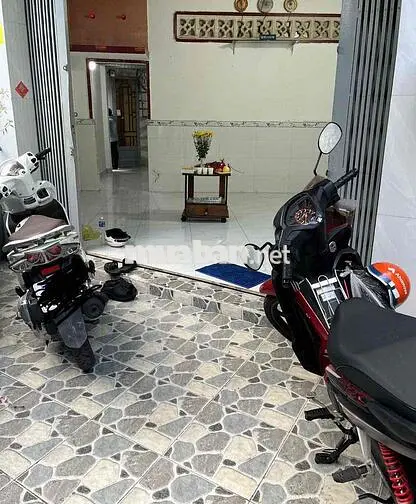 cho thuê nhà ngay kcn vĩnh lộc sát chợ thới hoà có 2p giá rẻ ở giadinh