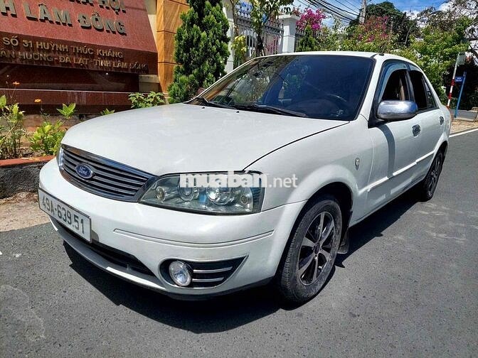 Ford Laser 2024 Số sàn Trắng 5 chỗ