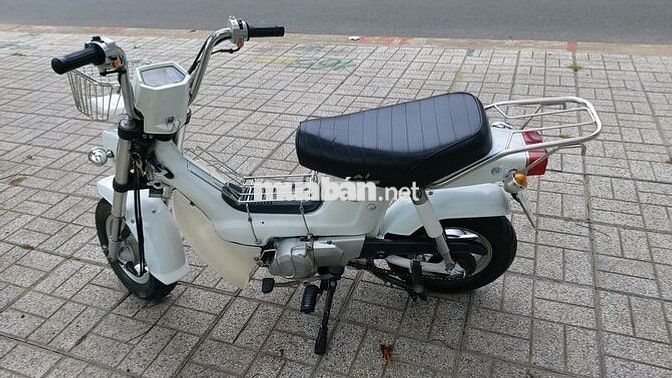Honda Chaly Việt Thái Trắng