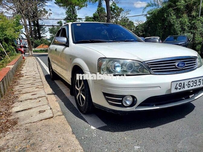 Ford Laser 2024 Số sàn Trắng 5 chỗ