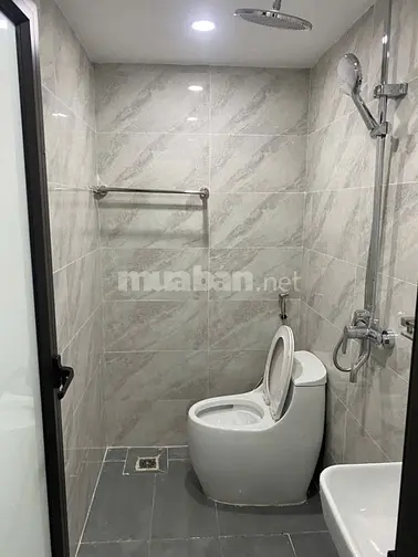 Nhà đẹp Trần Duy Hưng- Cầu giấy 50 m2x6 tầng thang máy xịn.... 