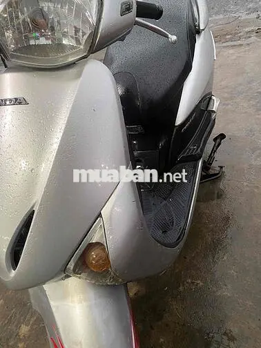 Honda Lead Bạc Đã sử dụng