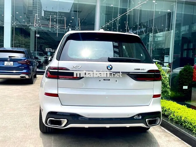 BMW X7 xDrive40i M Sport 2024 Trắng Tự động 7 chỗ