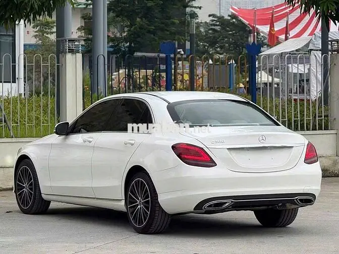 C200 Ex sx 2021 trắng/kem odo 5v km