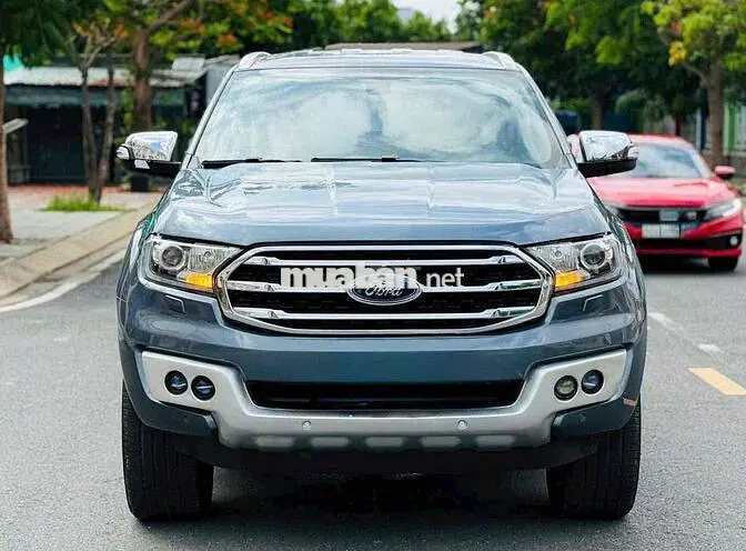 Ford Everest Titanium 2016 1 cầu Xám