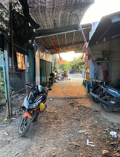 Cần tiền bán gấp đất xã bình hưng huyện bình chánh Q8