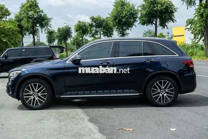 Mercedes GLC200 4Matic V1 2022 siêu lướt cực đẹp