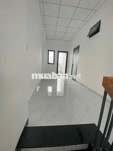 Nhà hẻm xe tải vừa xây xong mới tinh 6x18,5m 1 trệt 1 lầu,