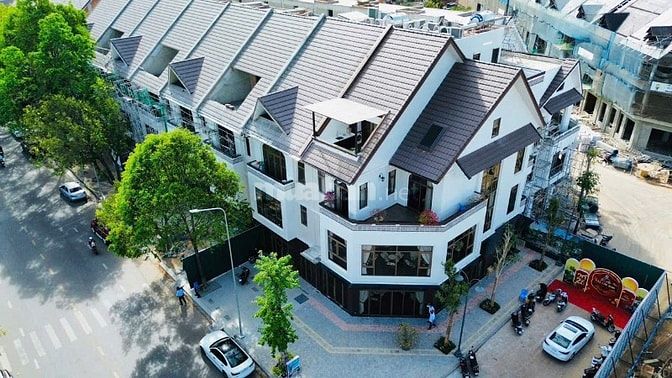 Shophouse - nhà phố Trung Tâm Buôn Ma Thuột chỉ 13,9tỷ ngang 6,5m -5mê