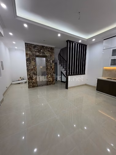 Nhà đẹp Trần Duy Hưng- Cầu giấy 50 m2x6 tầng thang máy xịn.... 