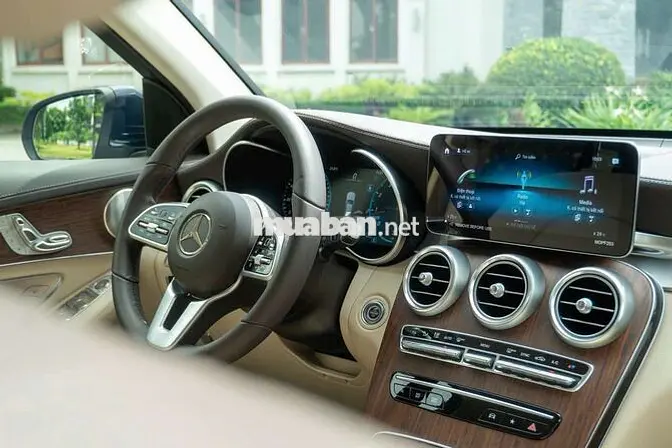 Mercedes GLC200 4Matic V1 2022 siêu lướt cực đẹp