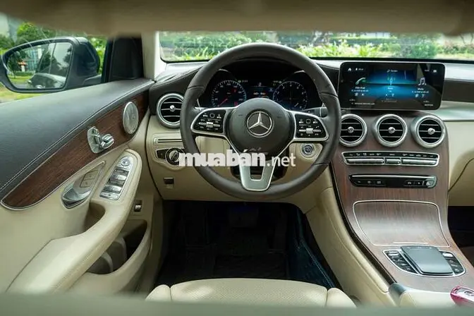 Mercedes GLC200 4Matic V1 2022 siêu lướt cực đẹp