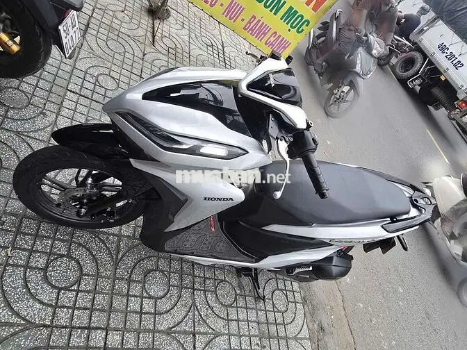 Honda Vario 150cc 2019 Bạc