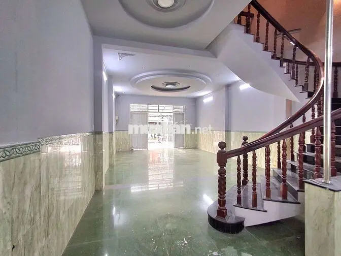 CHO THUÊ NHÀ NGUYÊN CĂN NỘI BỘ TÊN LỬA
