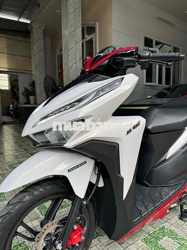 Honda Vario 150i 2022 Trắng Đỏ 7845 km