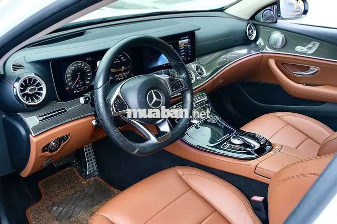 Mercedes E300 AMG 2016 Trắng 61.000km