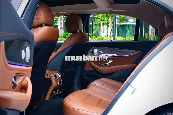 Mercedes E300 AMG 2016 Trắng 61.000km
