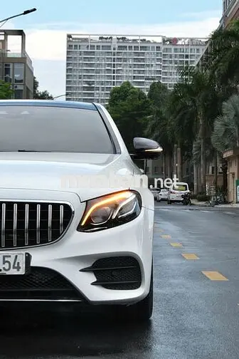 Mercedes E300 AMG 2016 Trắng 61.000km