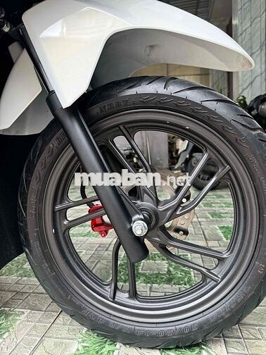 Honda Vario 150i 2022 Trắng Đỏ 7845 km