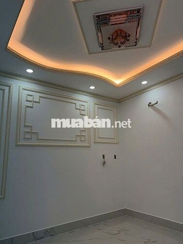 CHO THUÊ NHÀ LIỀN KỀ ĐƯỜNG PHÚ ĐỊNH LIỀN KỀ Q6, 175M2 GIÁ 15TR