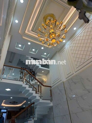 CHO THUÊ NHÀ LIỀN KỀ ĐƯỜNG PHÚ ĐỊNH LIỀN KỀ Q6, 175M2 GIÁ 15TR
