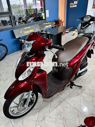 Honda Vision 2025 Cao Cấp màu Đỏ