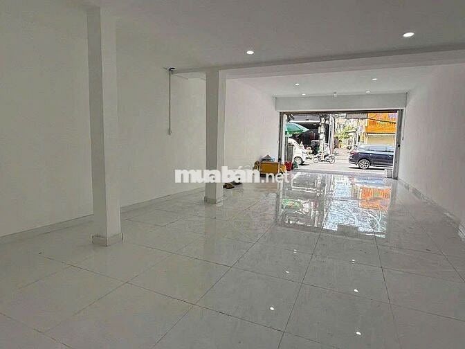 Mặt Tiền Lê Quang Định Ngang 5m 160m2 Có 1 Lầu Có VỈa Hè Cho Quán Ăn