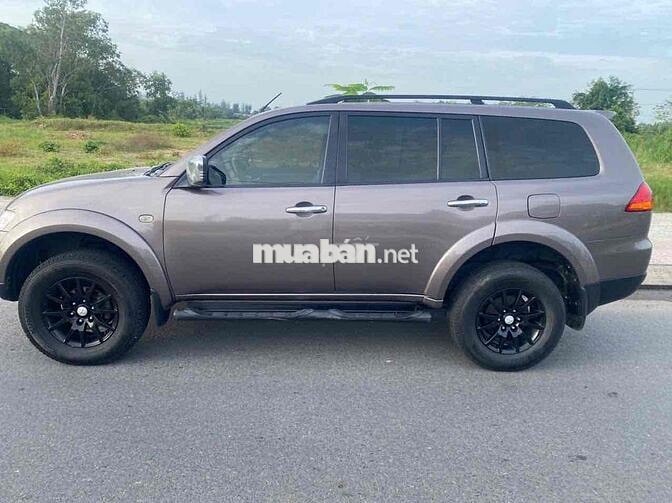 Mitsubishi Pajero Sport 2012 Nâu