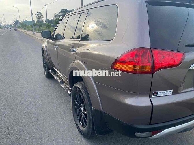 Mitsubishi Pajero Sport 2012 Nâu
