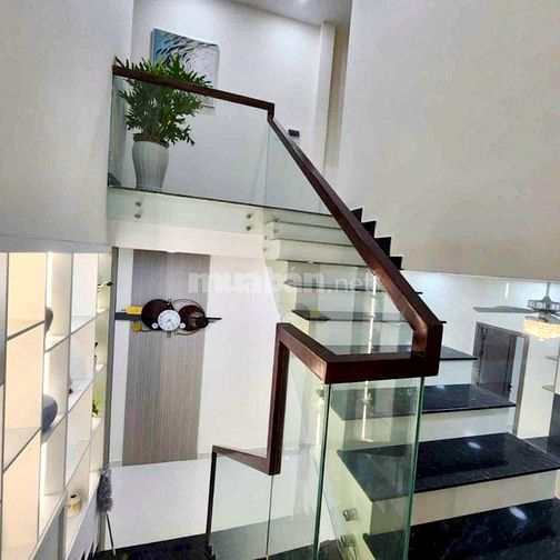 Bán  Nhà HXH Võ Văn Kiệt 100m² – 3 Tầng  – Full Nội 