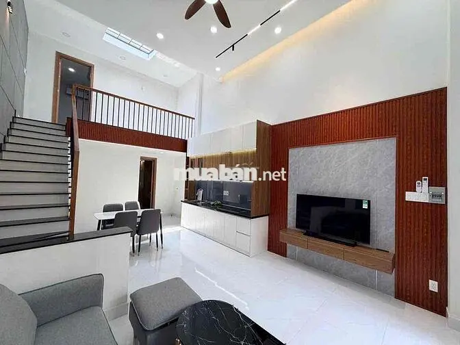 4Tỷ6 HÀNG XANH – Nhà 1 trệt 1 lửng, 2PN