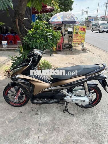 Cần bán xe Honda Air Blade Nâu đen