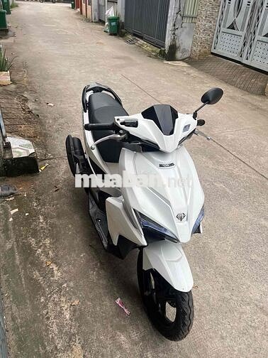 Cần bán xe Honda Air Blade Trắng