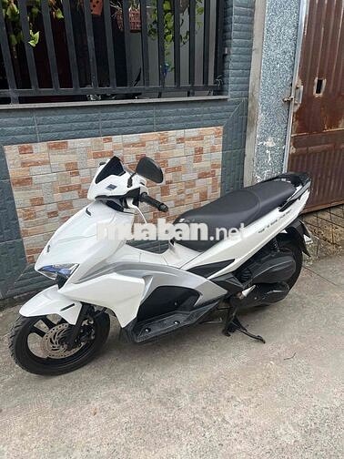 Cần bán xe Honda Air Blade Trắng