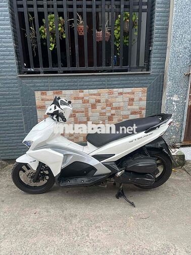 Cần bán xe Honda Air Blade Trắng