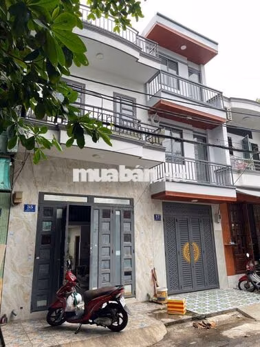 🔥 BÁN NHÀ MẶT TIỀN 2 LẦU ĐẸP – ĐƯỜNG NHỰA 6M, LỀ 2M GIÁ 3 TỶ 200TR