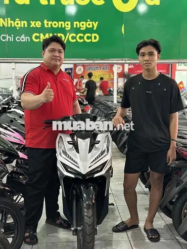 Honda Vario Trắng