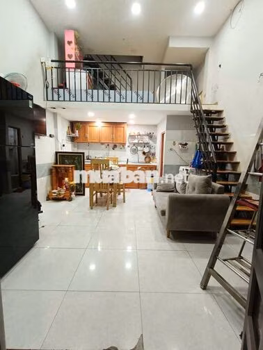 🔥 BÁN NHÀ MẶT TIỀN 2 LẦU ĐẸP – ĐƯỜNG NHỰA 6M, LỀ 2M GIÁ 3 TỶ 200TR