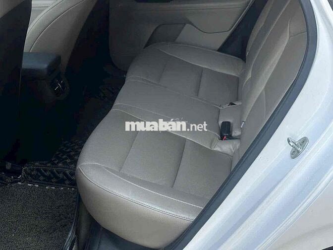 Kia Cerato 2019 1.6 Luxury Trắng bản 1.6 luxury