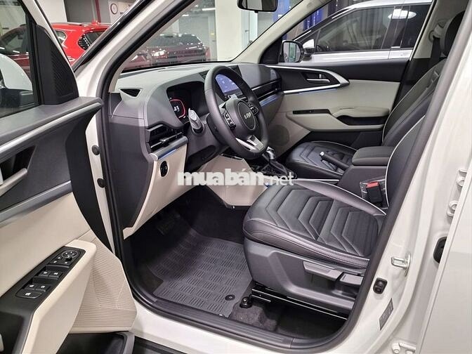 Kia Carens 1.5G Luxury 2026 Trắng