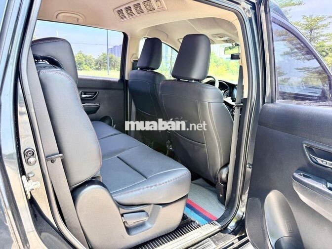Suzuki XL7 2022 Tự động Đen Nhập khẩu