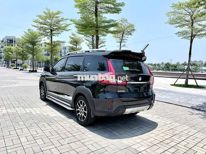 Suzuki XL7 2022 Tự động Đen Nhập khẩu