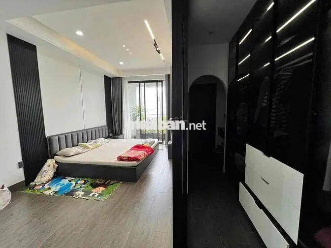 nhà xây để ở dùng nội thất chất lượng cao 3 tầng