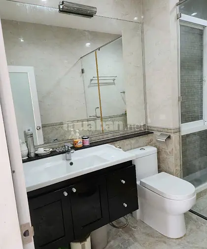 Cho thuê căn nhà phố khu Sadeco Phước Kiển A giá 20tr/tháng