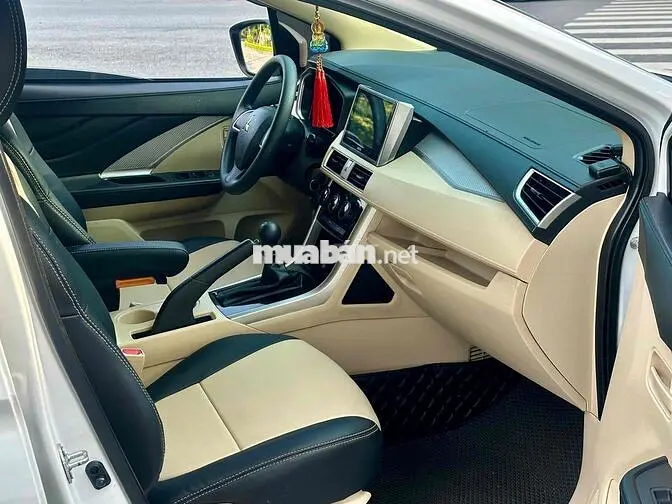 Mitsubishi Xpander 2019 Số sàn Trắng 11 vạn km