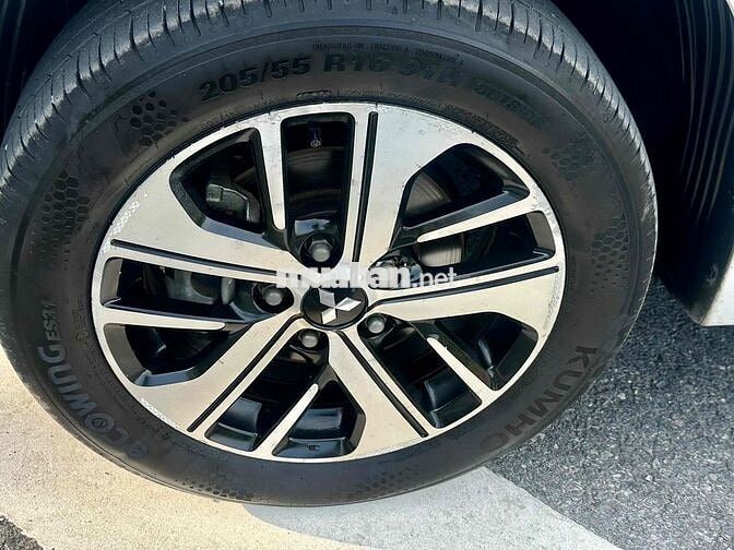 Mitsubishi Xpander 2019 Số sàn Trắng 11 vạn km
