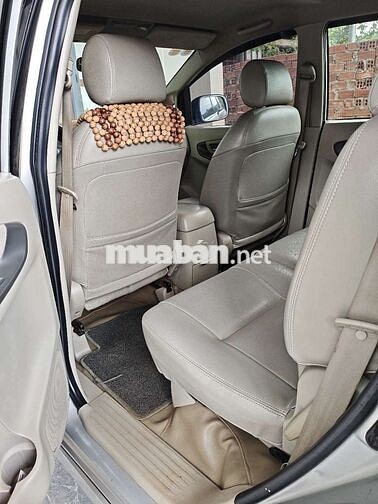 Toyota Innova E 2014 Số sàn Bạc