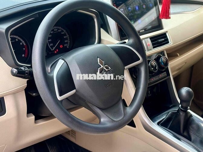 Mitsubishi Xpander 2019 Số sàn Trắng 11 vạn km