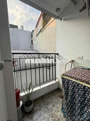 Siêu phẩm CCMN Đê La Thành-Gần phố-Phôi riêng-55m;2N-Hơn 2 tỷ