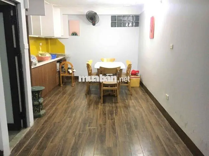 Phố Vip, Nhà dân xây đẹp, Ngõ nông gần ô tô, Không quy hoạch, 3 ngủ